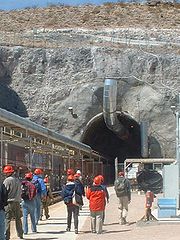 180px-Tour_group_entering_North_Portal_of_Yucca_Mountain.jpg