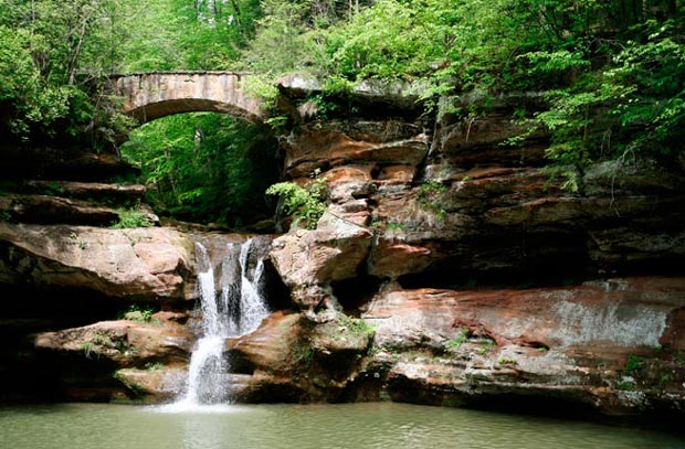 Hocking-Hills-State-Park-Ohio.jpg