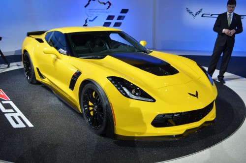 2015-Chevrolet-Corvette-z06-01-500x331.jpg