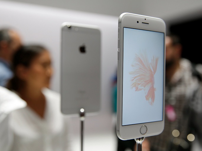 apple-idea-how-make-iphones-water-resistant-1.jpg