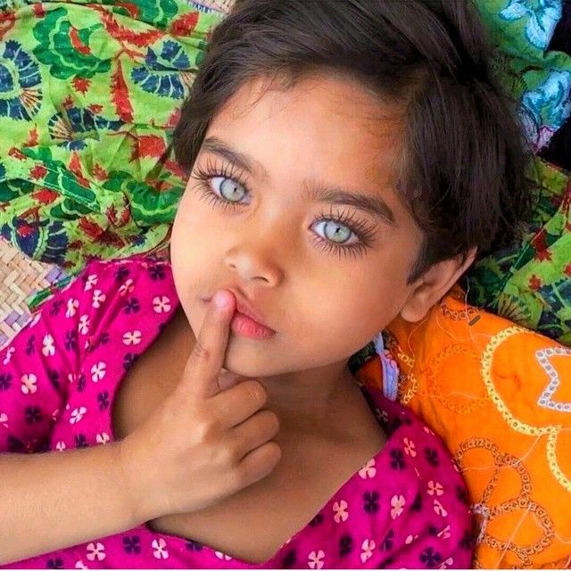 856f70b86558b92572ae9cdeeba21468--gorgeous-eyes-amazing-eyes.jpg