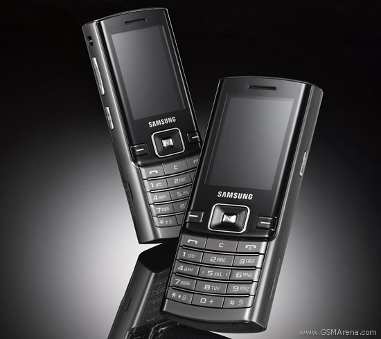 samsung-d780-01.jpg