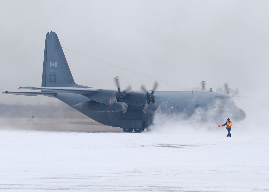 AIR_CC-130_Trenton_Snow_lg.jpg