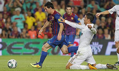 MESSI_vs_RONALDO.jpg