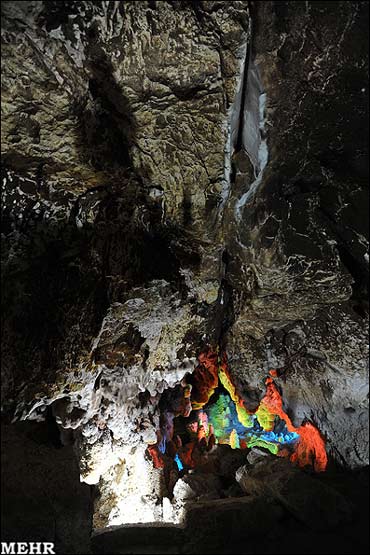 141762_903.jpg
