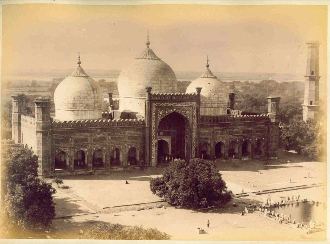 Badshahi_Mosque_in_1880s.jpg