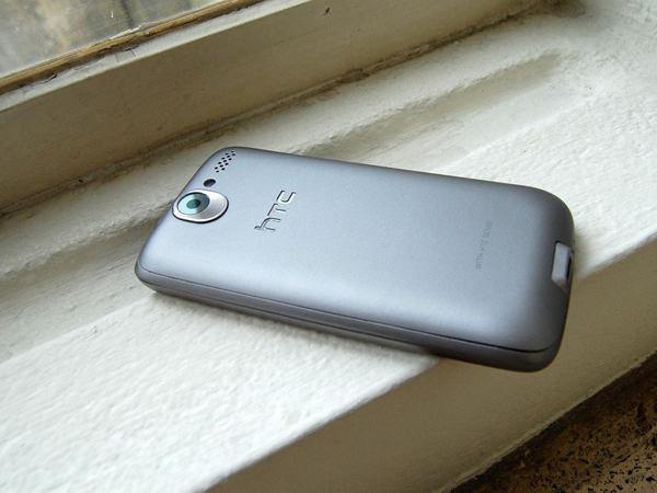 silver-htc-desire-3.jpg