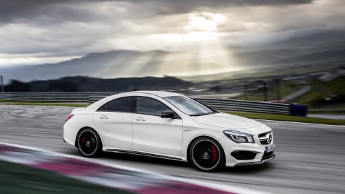 2014-CLA45-AMG-title-500x281.jpg