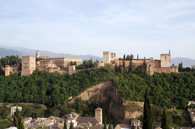 800px-Alhambra_view.jpg