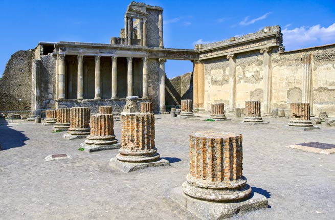 4-pompeii-italy.jpg