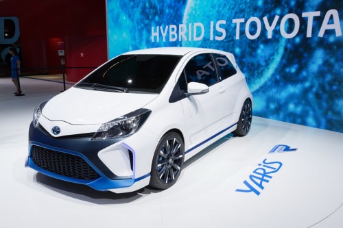 Toyota-Yaris-Hybrid-R-Frankfurt-102-500x333.jpg