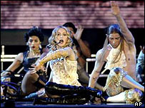 _40193245_madonna.jpg