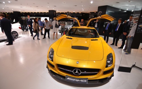 mercedes-at-frankfurt-9-500x313.jpg