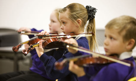 children_playing_musical_001.jpg
