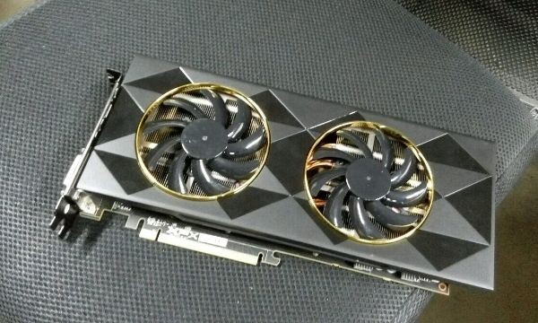 xfx-radeon-r9-390.jpg