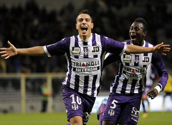 Ben-Yedder-celebrando-un-gol-c_54414320763_51356729138_352_256.jpg