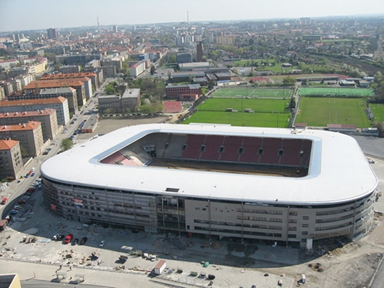 Eden_Arena_Slavia_Praha_.jpg