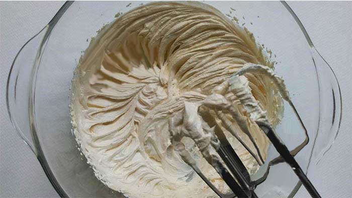 coconut-biscuit-powder-star-in-oven01.jpg