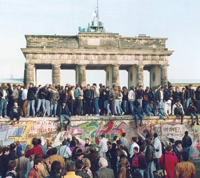 Berlin_Wall-722171.jpg