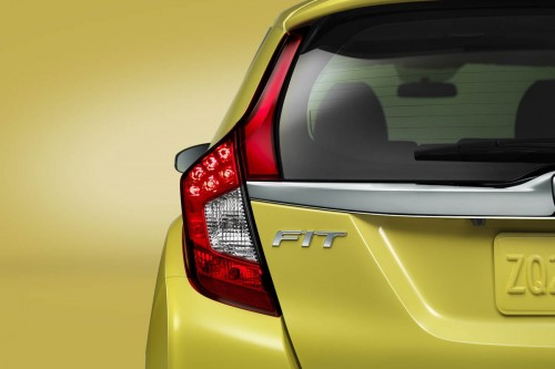 2015-Honda-Fit-teaser-13-500x333.jpg