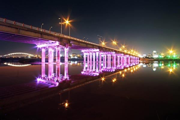 208618_579.jpg