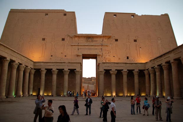 6-Temple-of-Edfu.jpg