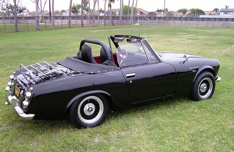 1969_Datsun_1600_Fairlady_Roadster_Rear_1.jpg