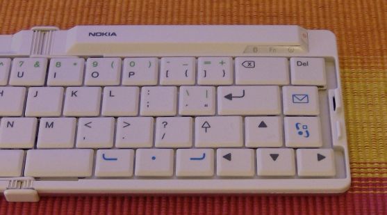 articlekeyboardcloseup.jpg