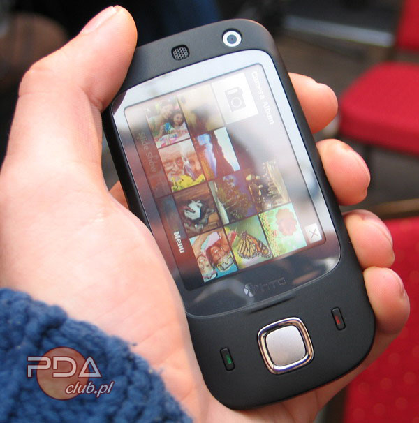 HTC_Touch_Dual_(conf)_reka_1.JPG