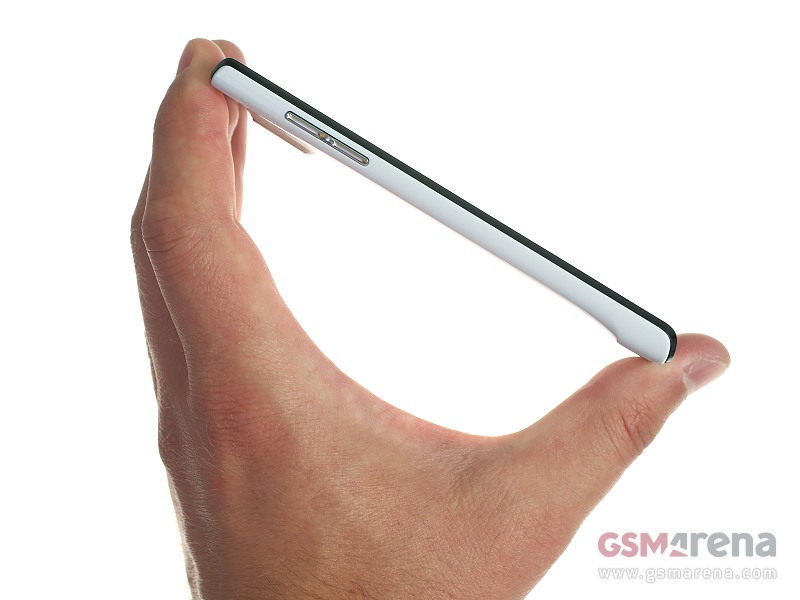 gsmarena_018.jpg