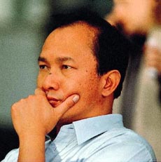 john-woo-14in-1-sm.jpg