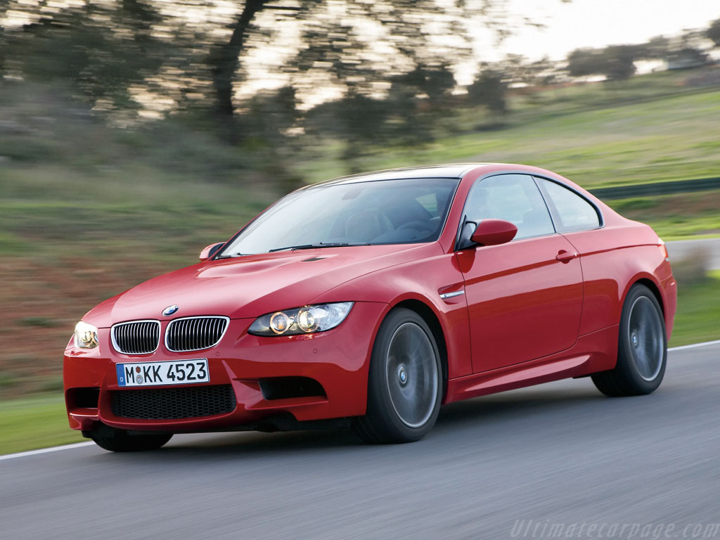 BMW-E92-M3-Coupe_4.jpg