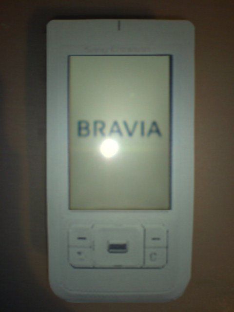 braviaphonexq3.jpg