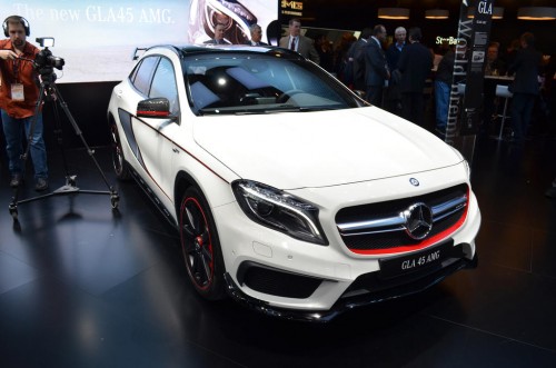 2015-Mercedes-Benz-GLA45-AMG-02-500x331.jpg