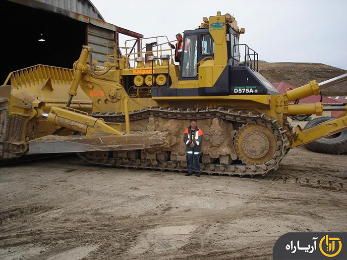 komatsu-bulldozer-D575A-4.jpg