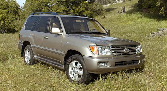 2004%20Land%20Cruiser%20Photo.jpg