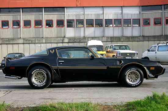 pontiac_trans_am_se_1979_schwarz_s_r.jpg