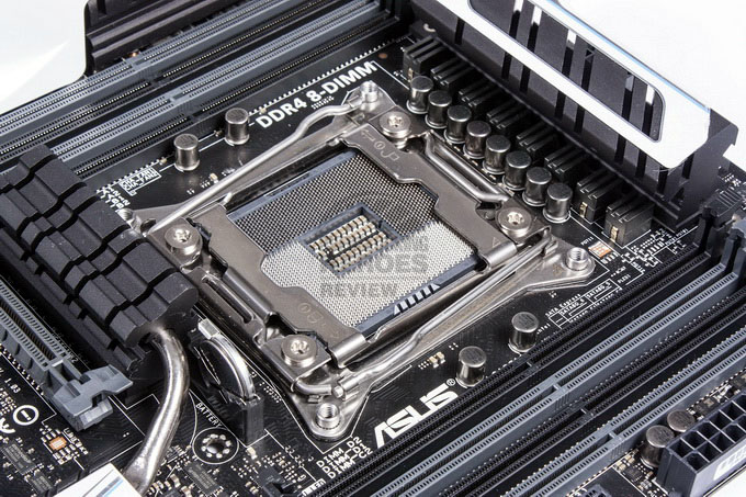 ASUS-X99-Deluxe-%2820%29.jpg