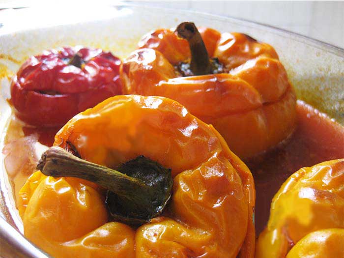 dolme-felfel-pepper-bademjan-eggplant-in-oven01.jpg