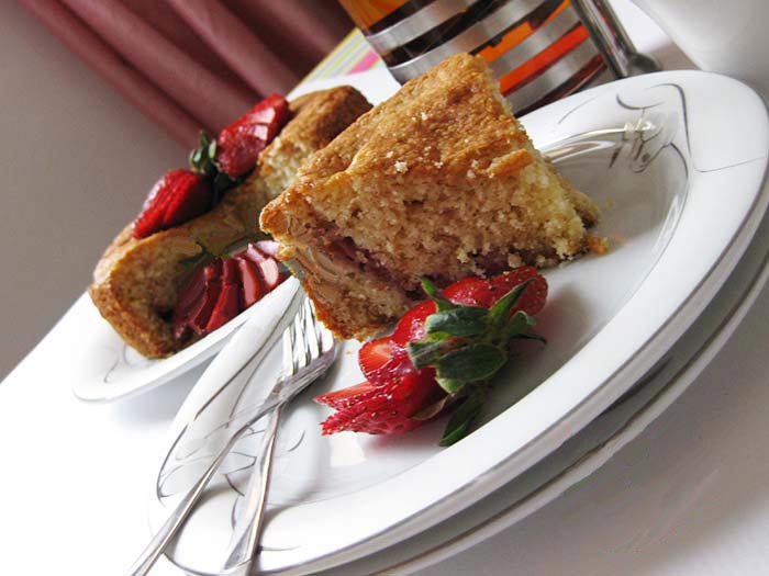 strawberry-cake-buttermilk-in-oven01.jpg