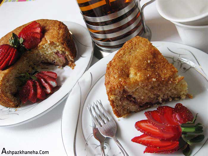 strawberry-cake-buttermilk-in-oven07.jpg