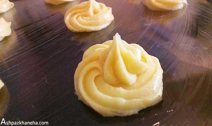 cream-puffs-eclair-pastry-ghanadi-home09.jpg