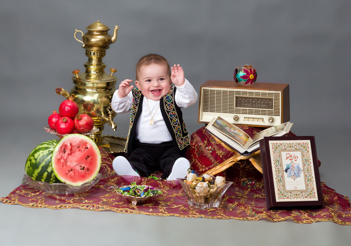 Iranian_traditional_event_Yalda_nights.jpg