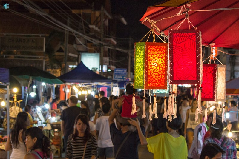 Chiang-Mai-Night-Market.jpg