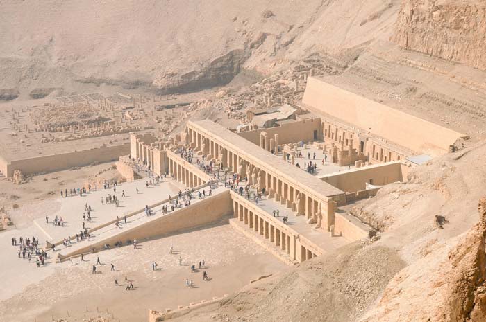 10-Hatshepsut.jpg